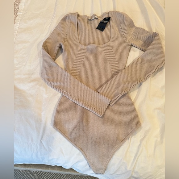 Abercrombie Long-Sleeve Squareneck Sweater Bodysuit - Picture 2 of 7